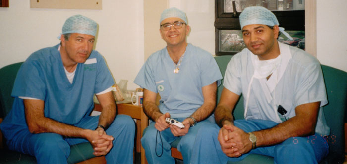 Professor Raul Zini visiting Mr Aslam Mohammed at Chorley DGH to see hip arthroscopy being performed.